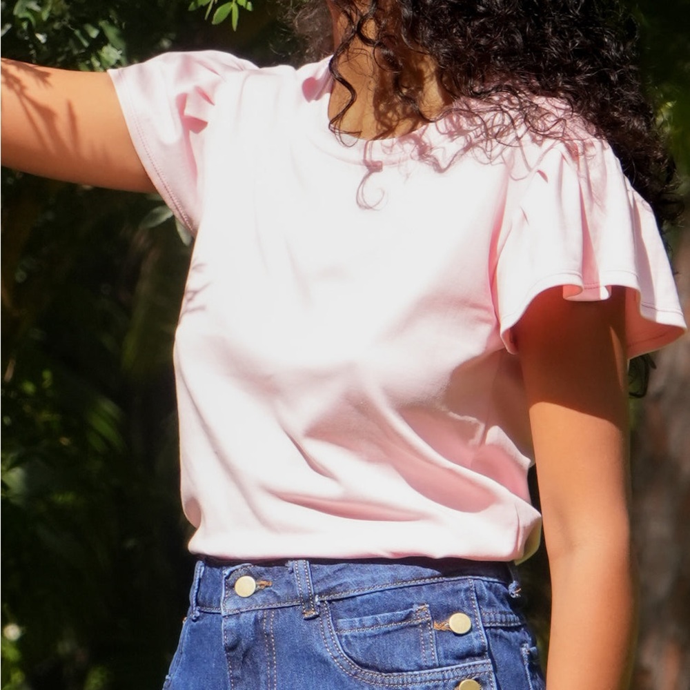 BRAND NEW~100% luxury cotton butterfly sleeves top.